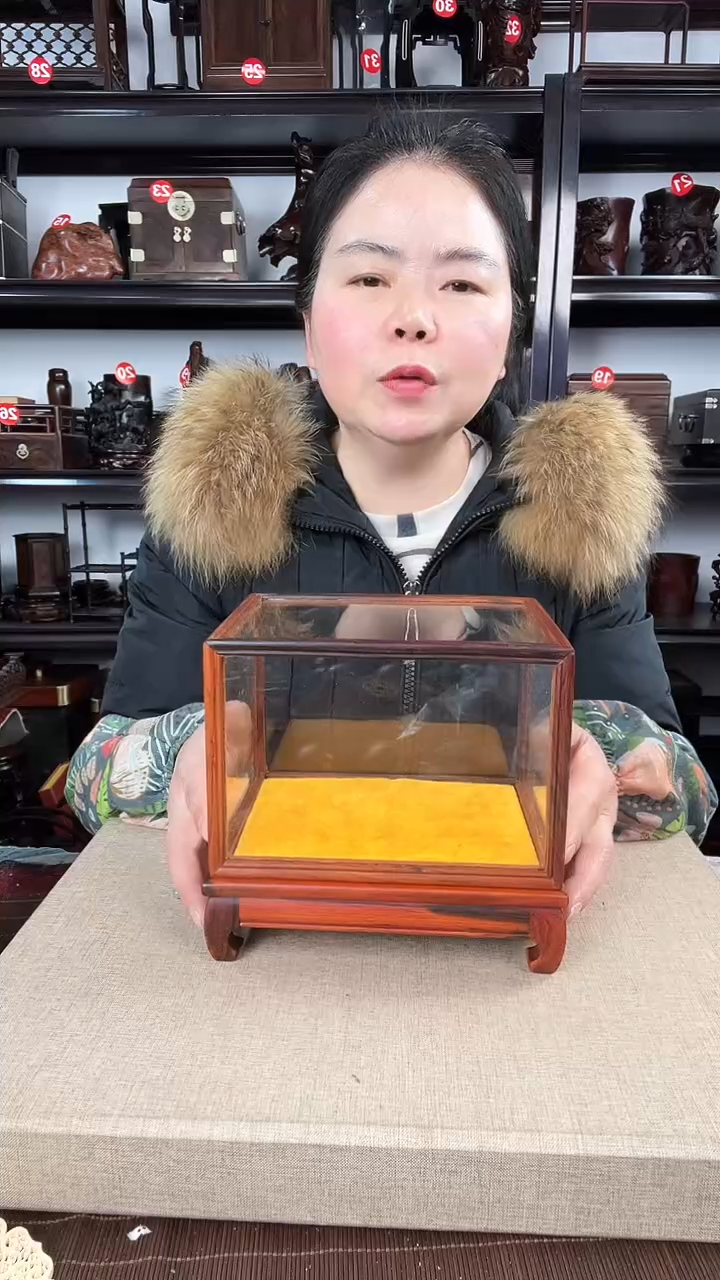 【闪购商品】木玻璃罩1号老李红木工艺品
