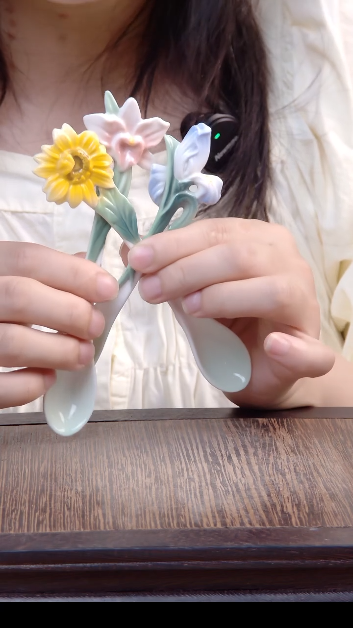 摆件景德镇手工陶瓷勺子3个