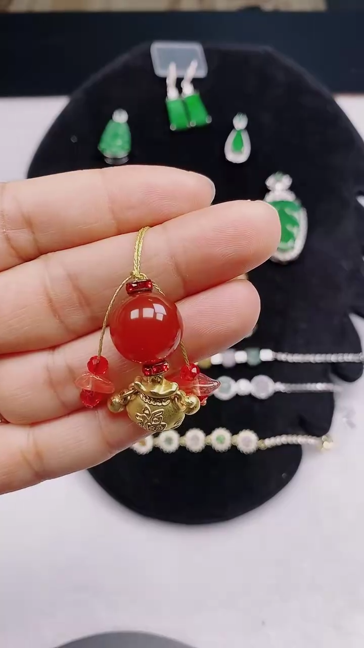 合金颈饰玛瑙/玉髓1  