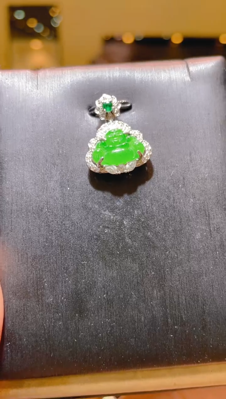 【闪购商品】翡翠未镶嵌吊坠(不含链)A3