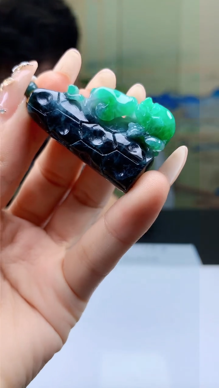 【闪购商品】定制翡翠未镶嵌4688ty-毛货挂件27