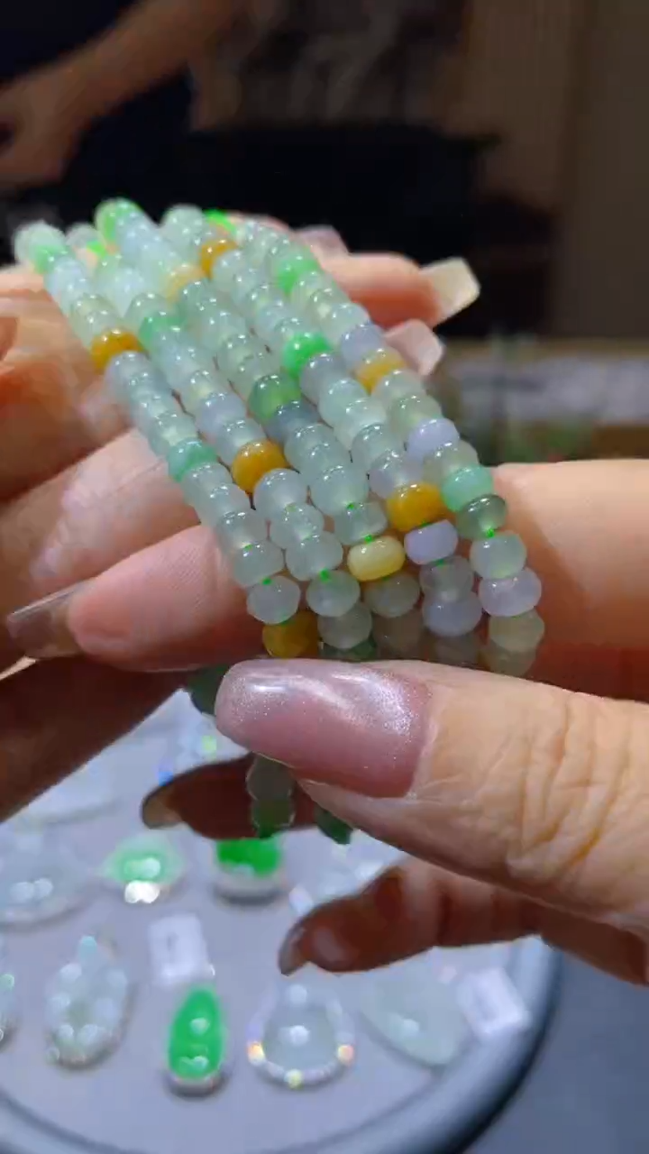 【闪购商品】翡翠套链未镶嵌00061717-多样性发货发其一