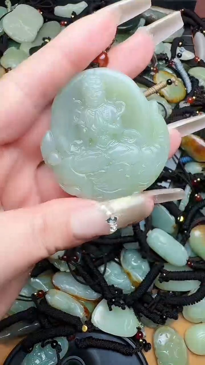 【闪购商品】和田玉颈饰未镶嵌..