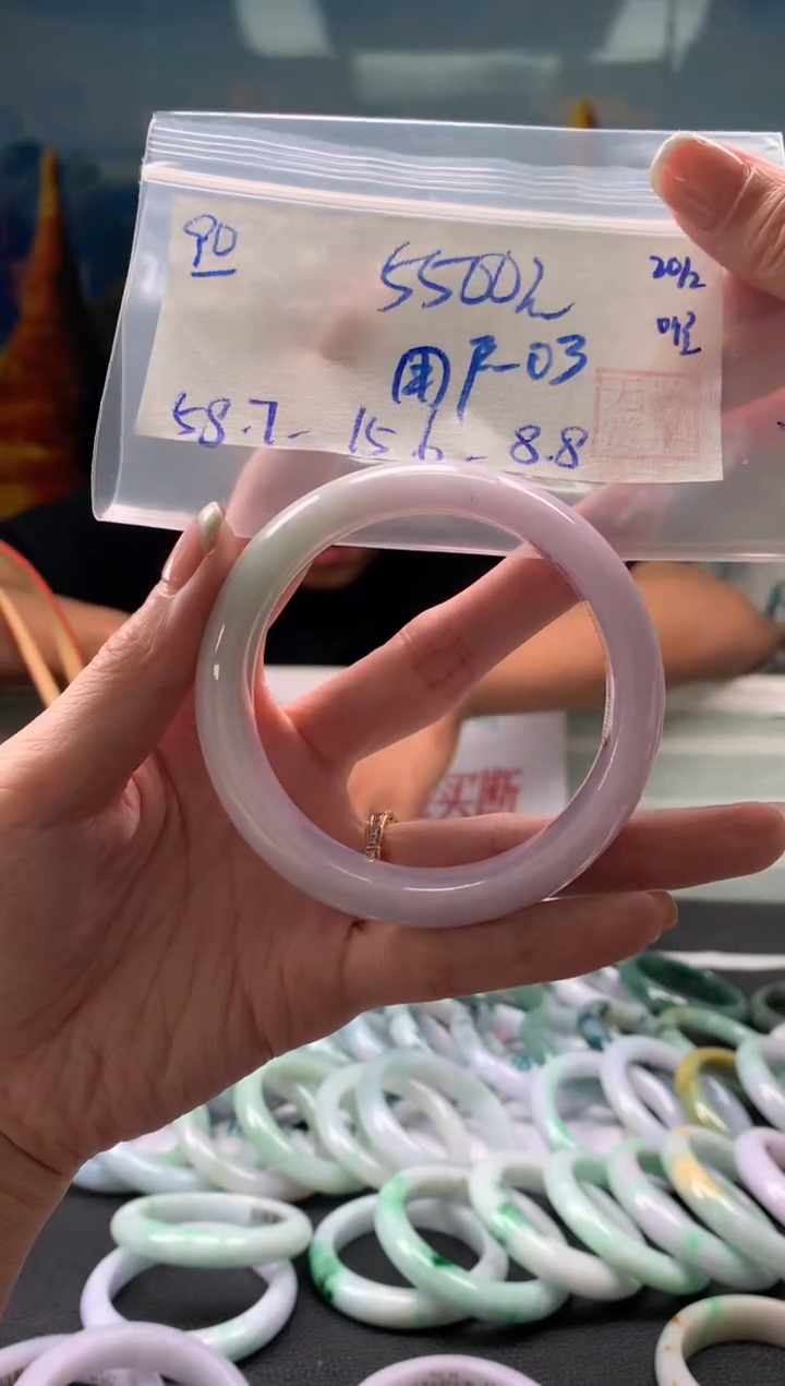 【闪购商品】翡翠手镯未镶嵌翡翠手镯 下单联系小耳机#90