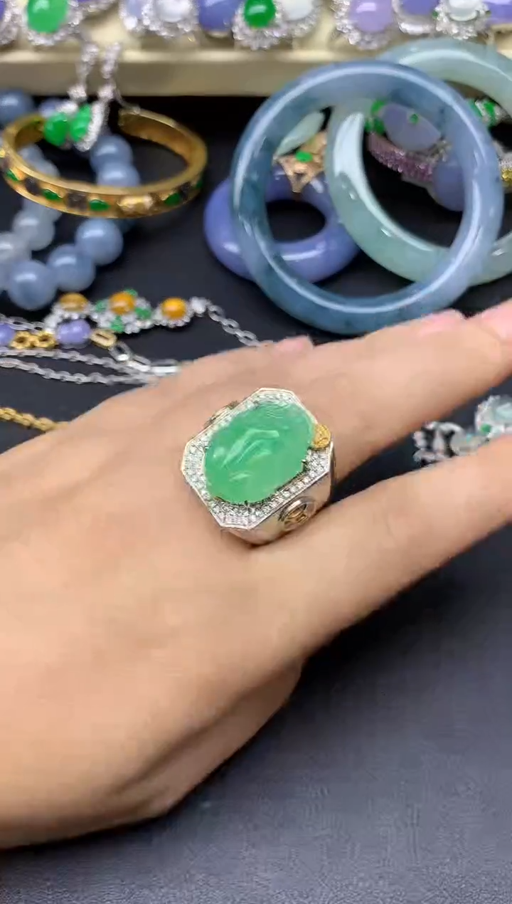 18K金镶嵌戒指翡翠385-雪姐翡翠天天见