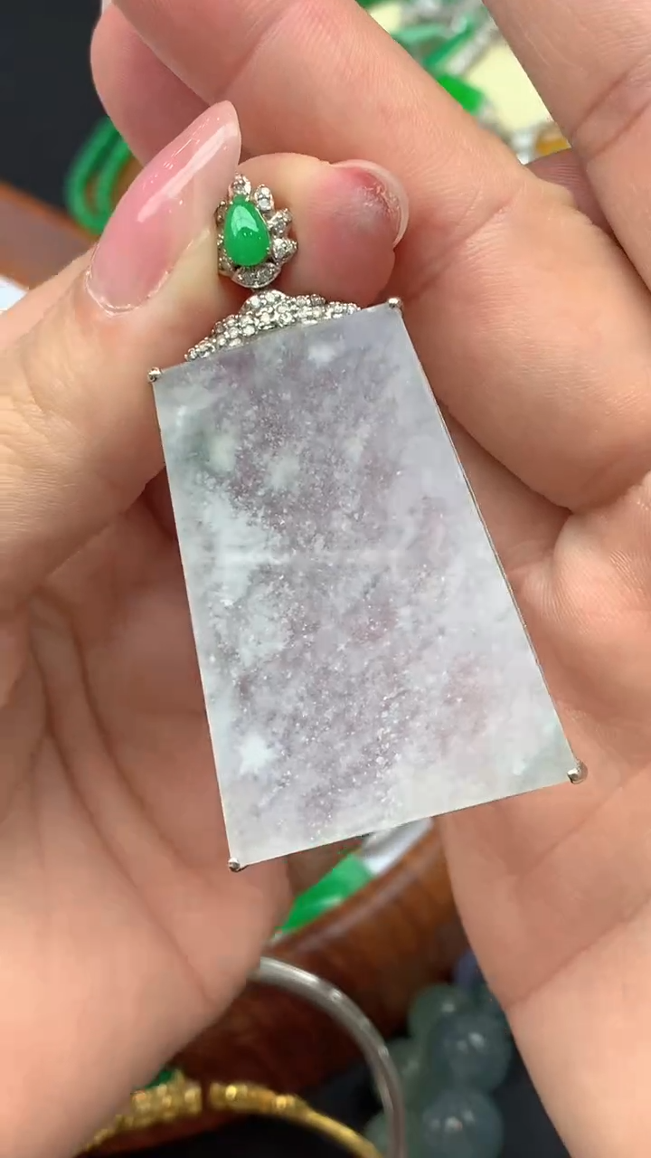 【闪购商品】翡翠颈饰18K金镶嵌8-天然翡翠