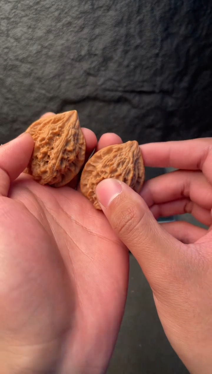 吊坠文玩核桃13鸡心8号