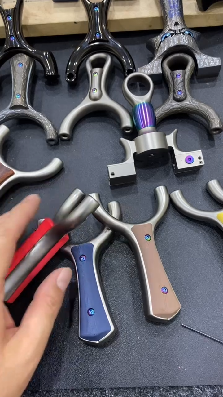 受*呗毒舌牛角孔道顶卡弹弓