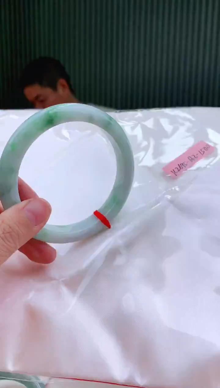 未镶嵌手镯翡翠61