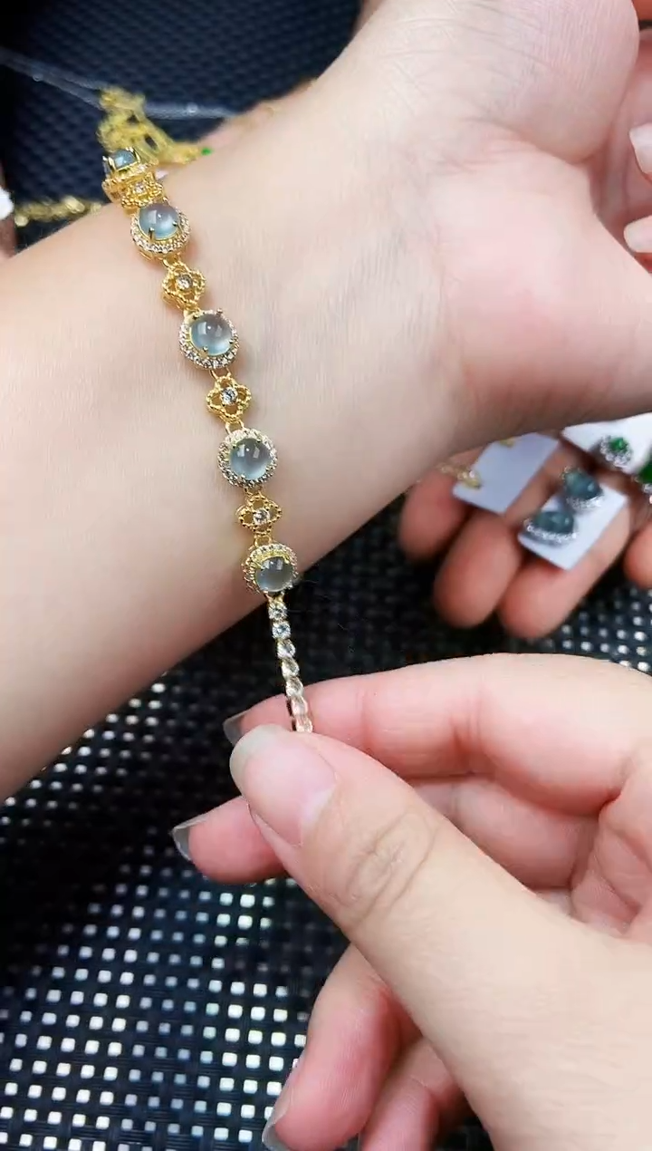 【闪购商品】翡翠手链未镶嵌111111111