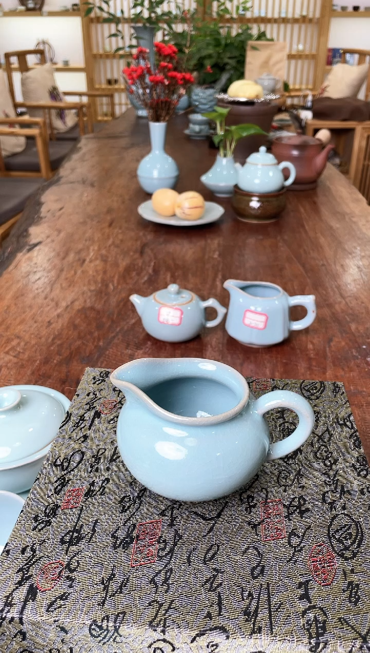 【闪购商品】其他微瑕天青釉 朱家款圆公道杯