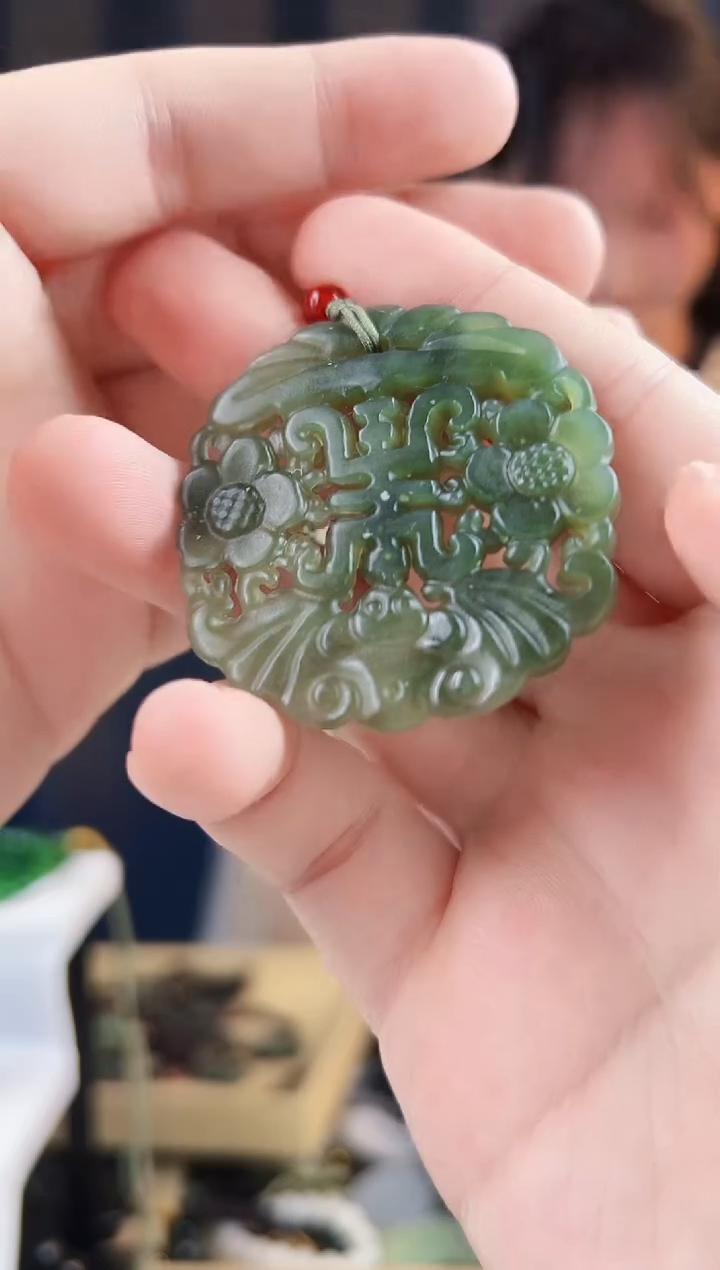 颈饰未镶嵌和田玉拍一发一，多样性发货