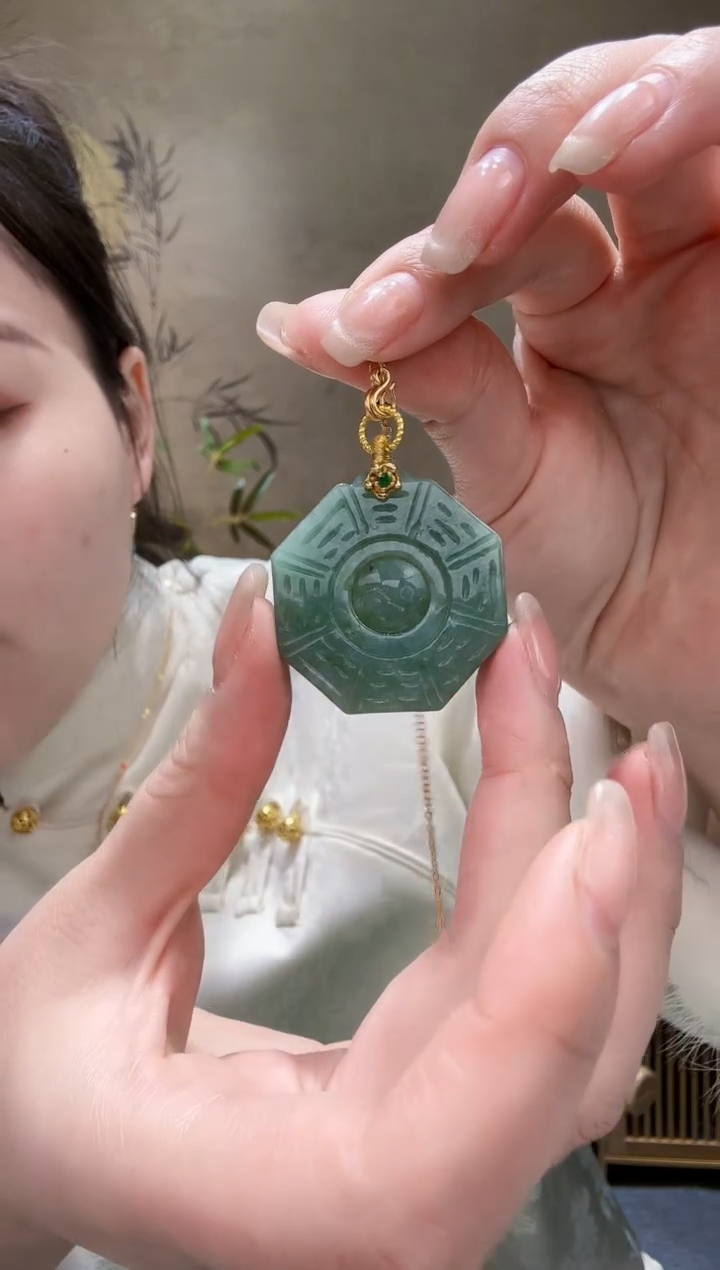 【闪购商品】翡翠颈饰未镶嵌吊坠