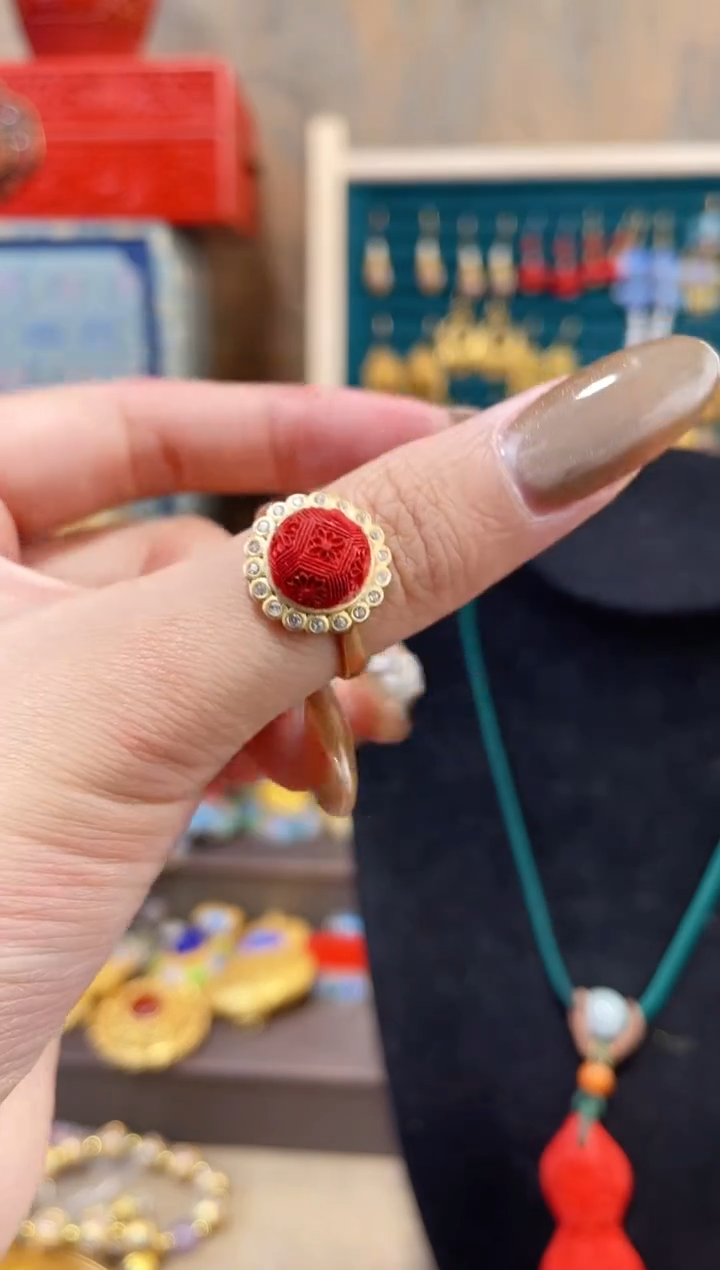 【闪购商品】非遗雕漆精品戒指红色