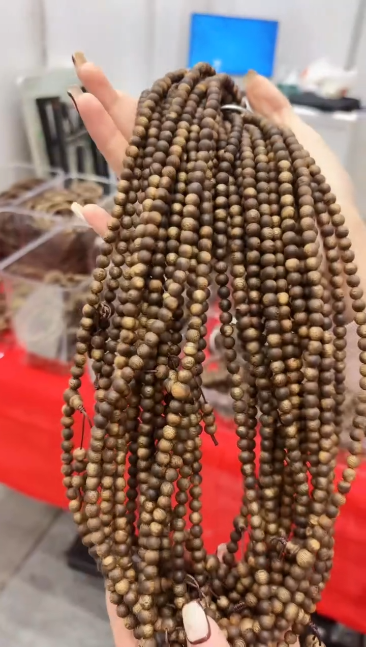 沉香手串海南莺歌绿千里香6mm多圈老料多样性发其一