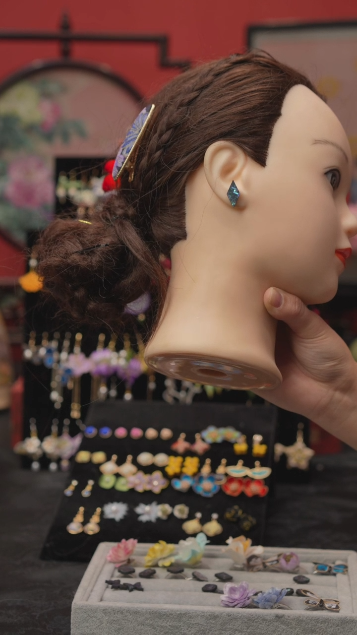 刺绣?****啦非遗绒花手工饰品