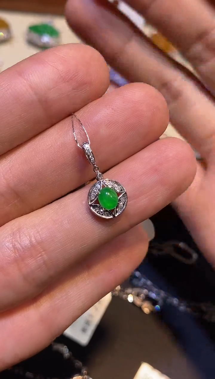 【闪购商品】翡翠18K金镶嵌吊坠(不含链)吊坠