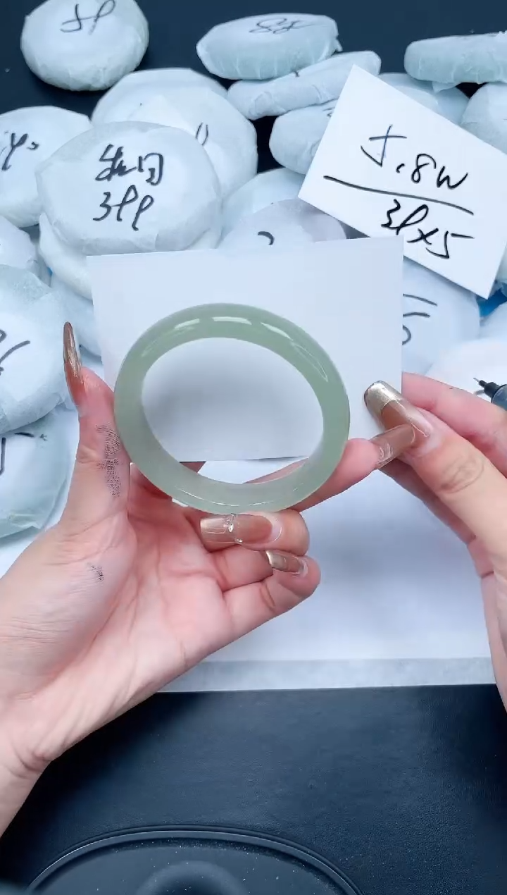 【闪购商品】石英质玉手镯未镶嵌442-56