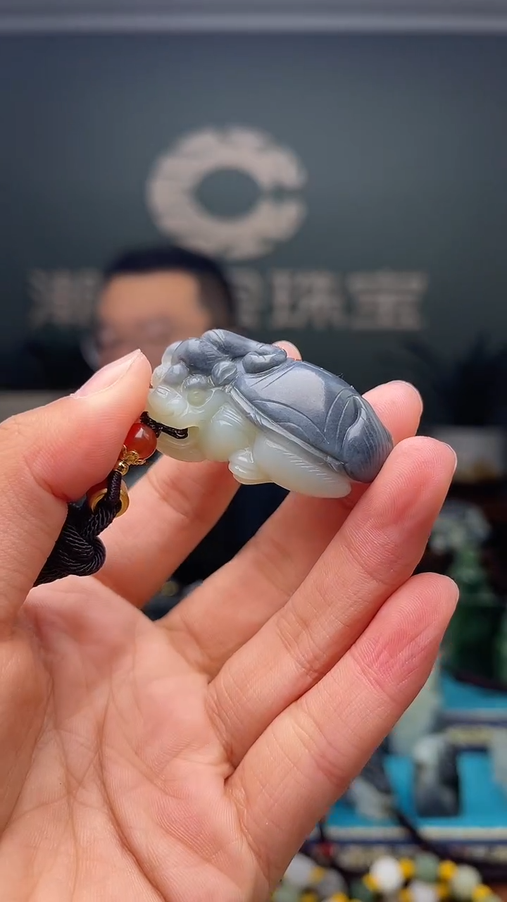 未镶嵌和田玉挂件1