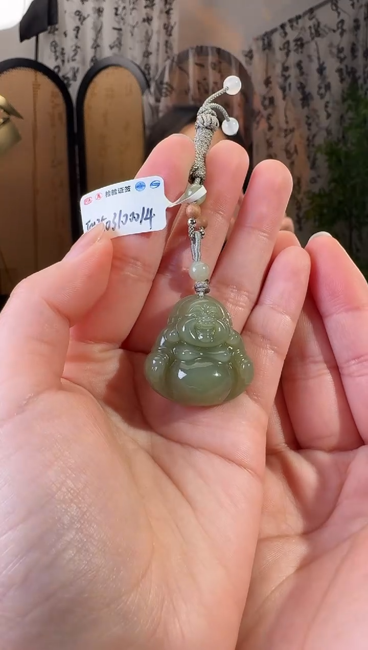 和田玉未镶嵌颈饰佛公  p