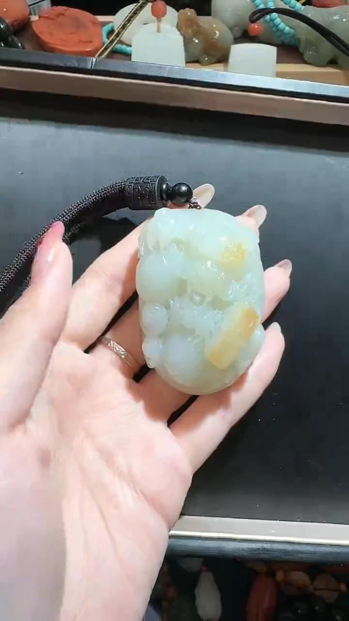 【闪购商品】和田玉挂件未镶嵌龙