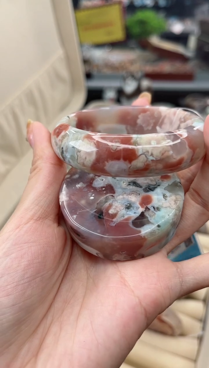 【闪购商品】石英质玉手镯未镶嵌55圈口（赠品镯心）3S920