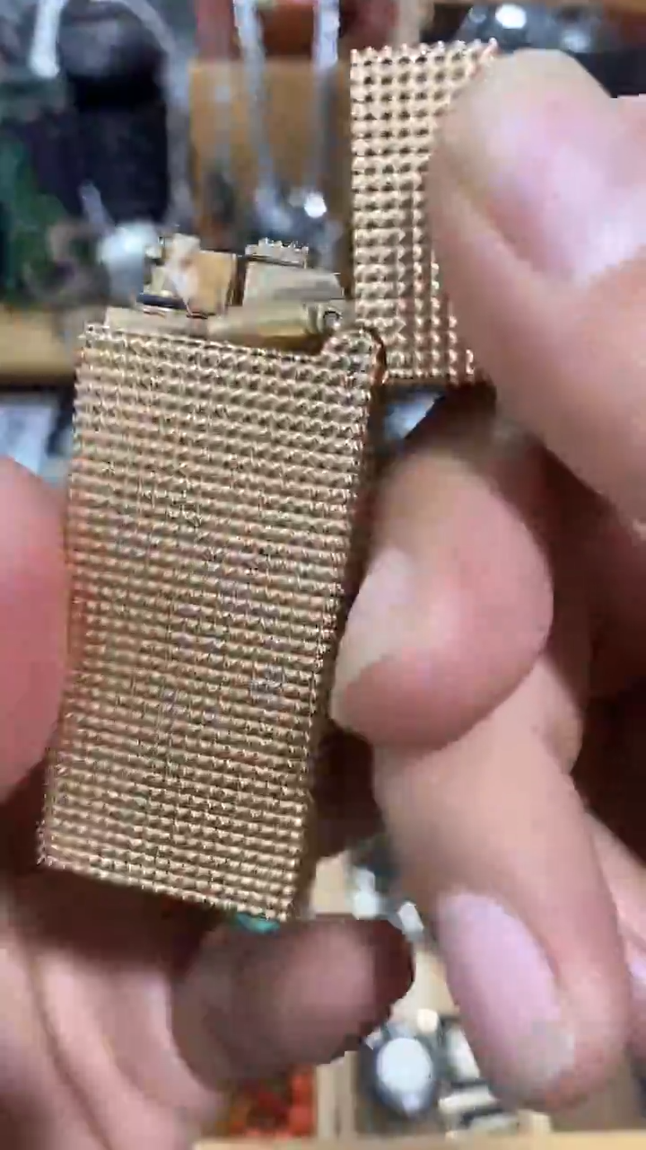 瓷片闪购商品  如图所示