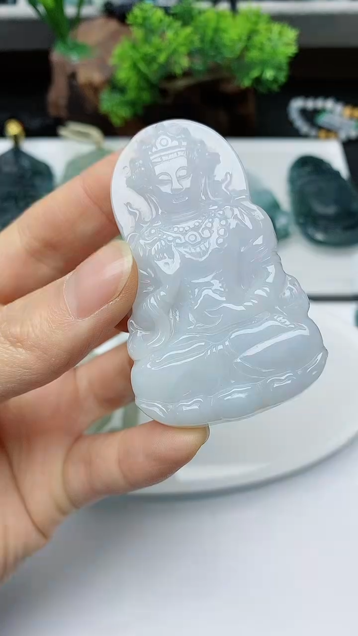 【闪购商品】翡翠颈饰未镶嵌