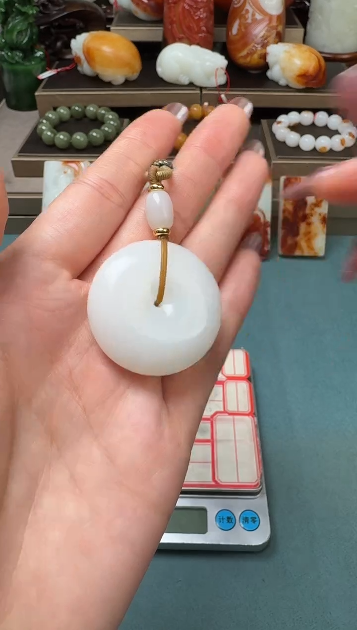 【闪购商品】和田玉吊坠未镶嵌111hsl