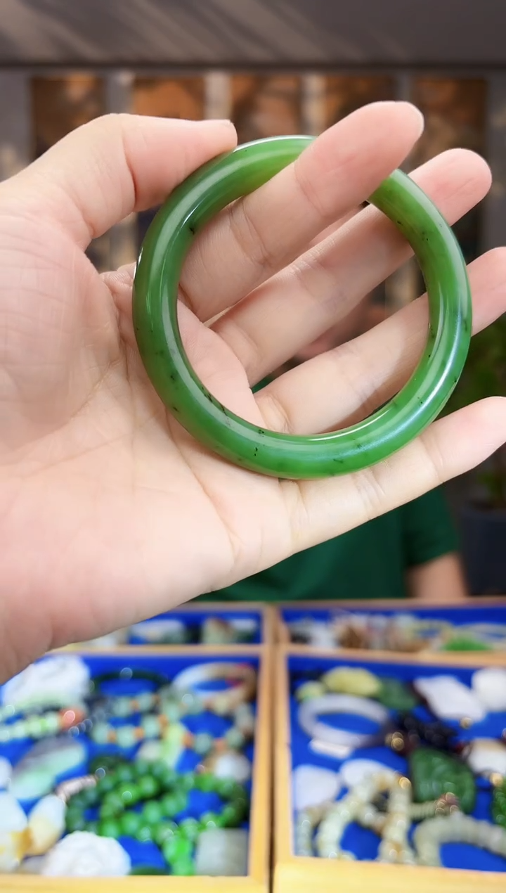 未镶嵌和田玉挂件拍一发一