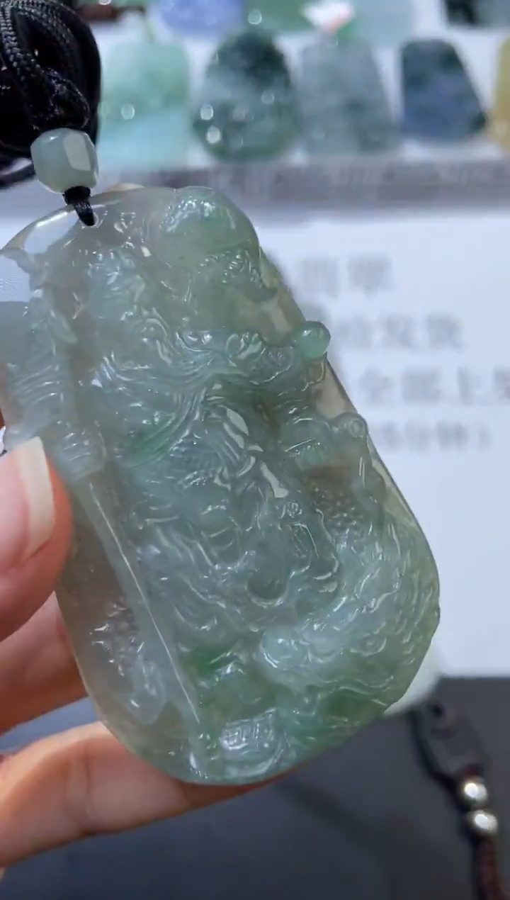 颈饰未镶嵌翡翠376910  多人