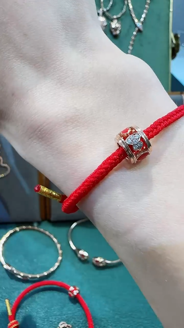 【闪购商品】钻石手链18K金镶嵌18K金钻石葫芦手链