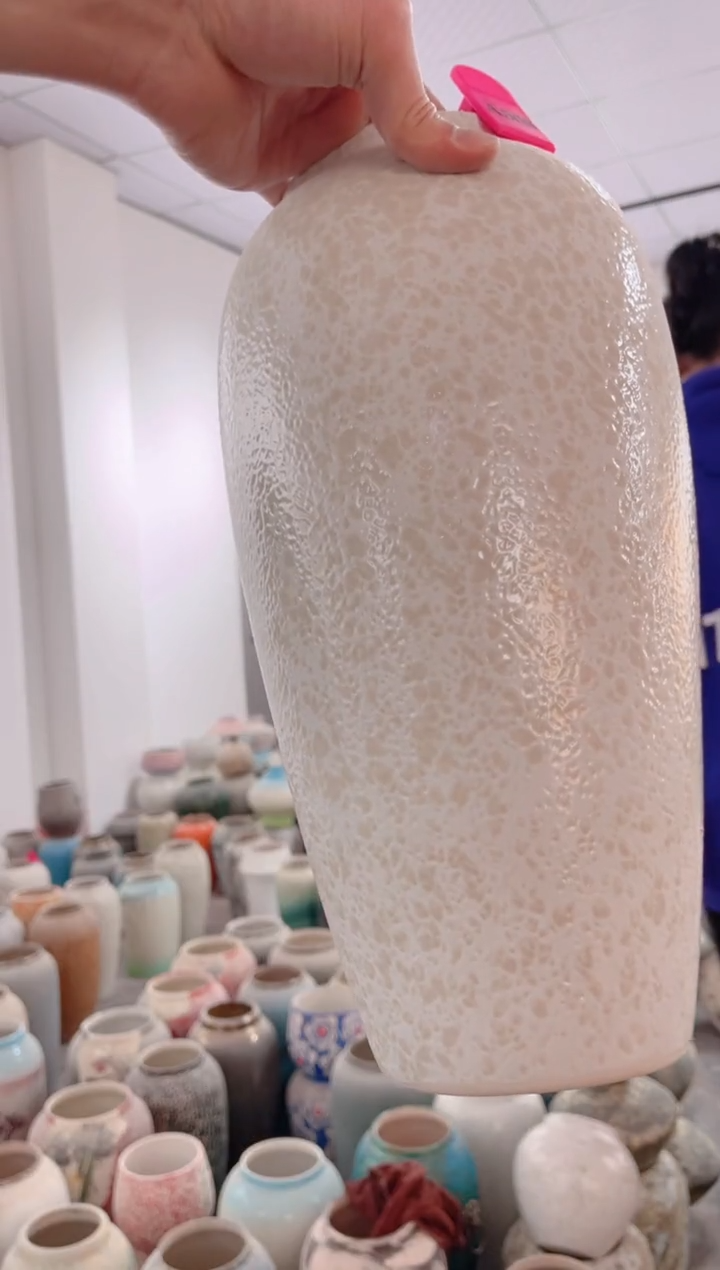 【闪购商品】瓶a568 陶瓷花瓶 无花瑕疵