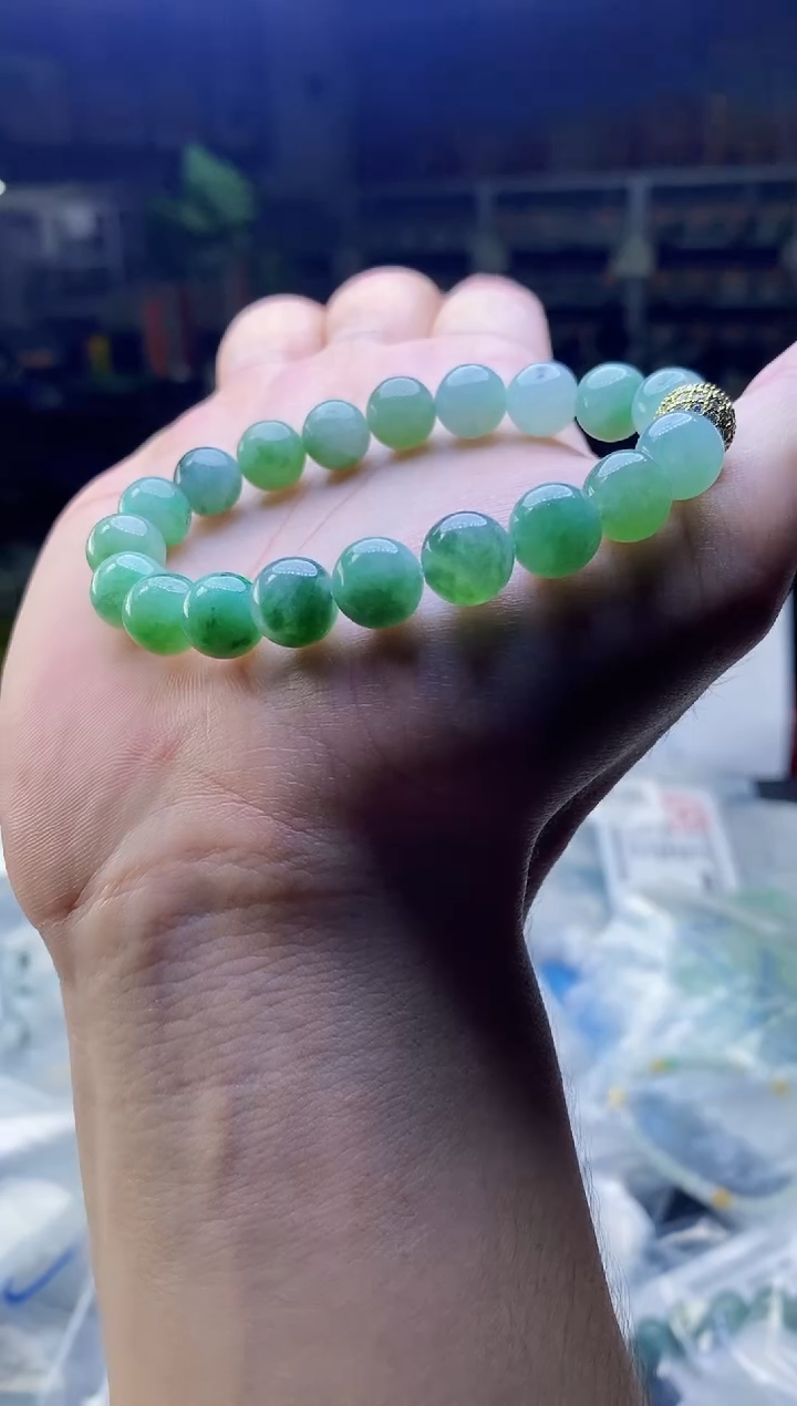 定制翡翠未镶嵌天然缅甸A货翡翠，多样性发货，拍一发一