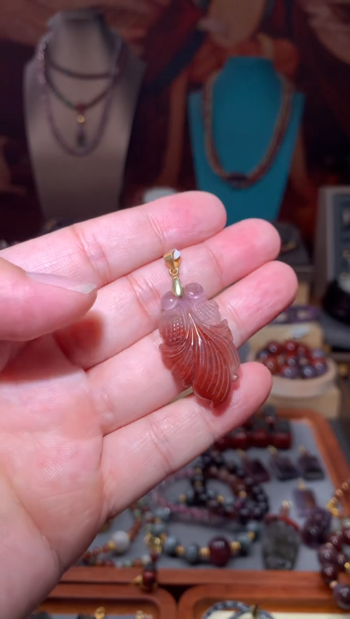 未镶嵌珠宝半成品水晶荆棘玫瑰红极光吊坠