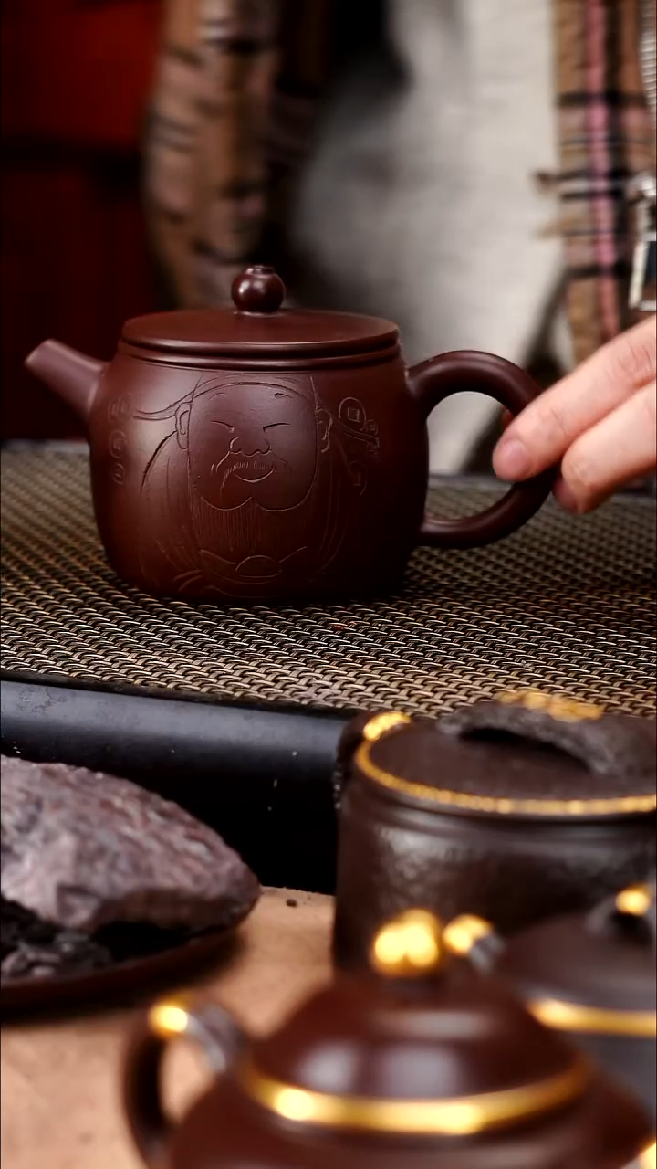 茶壶紫砂紫袍玉砂精工招财汉瓦200cc