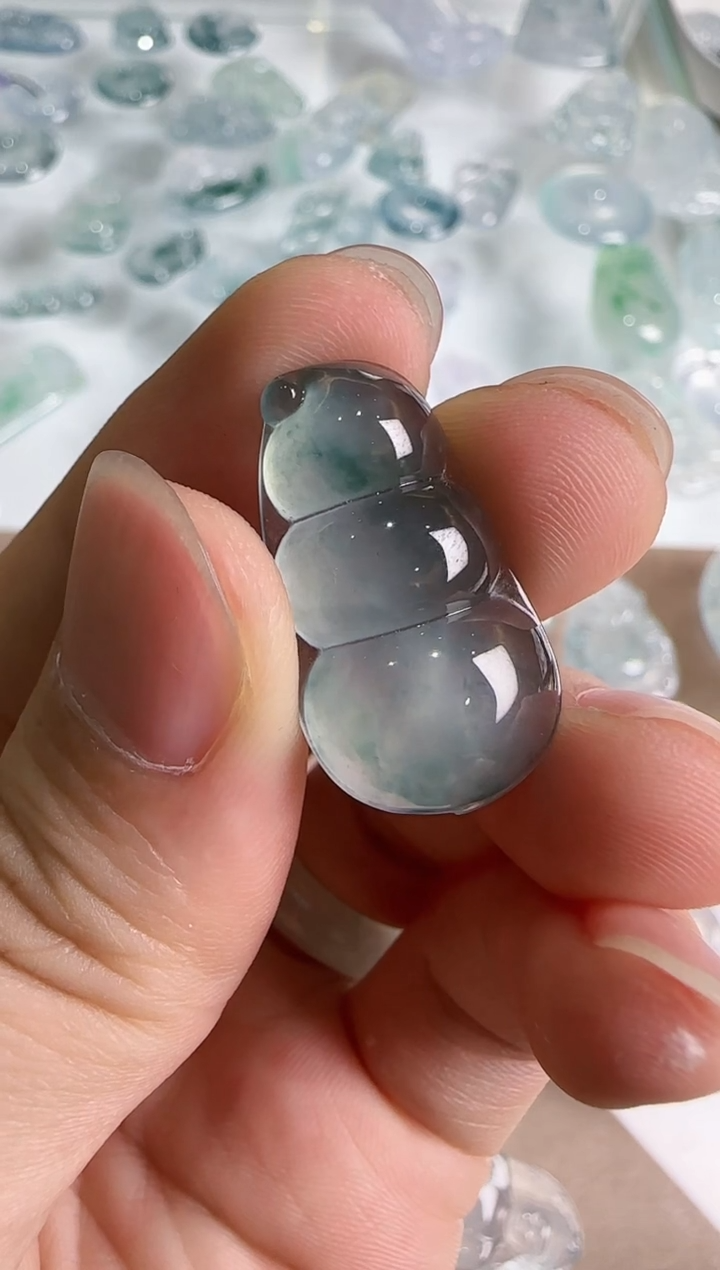 【闪购商品】翡翠吊坠(不含链)未镶嵌...