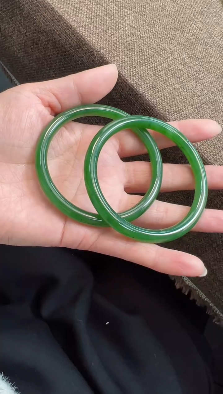 【闪购商品】和田玉手镯未镶嵌手镯多样性发货拍一发一54——61