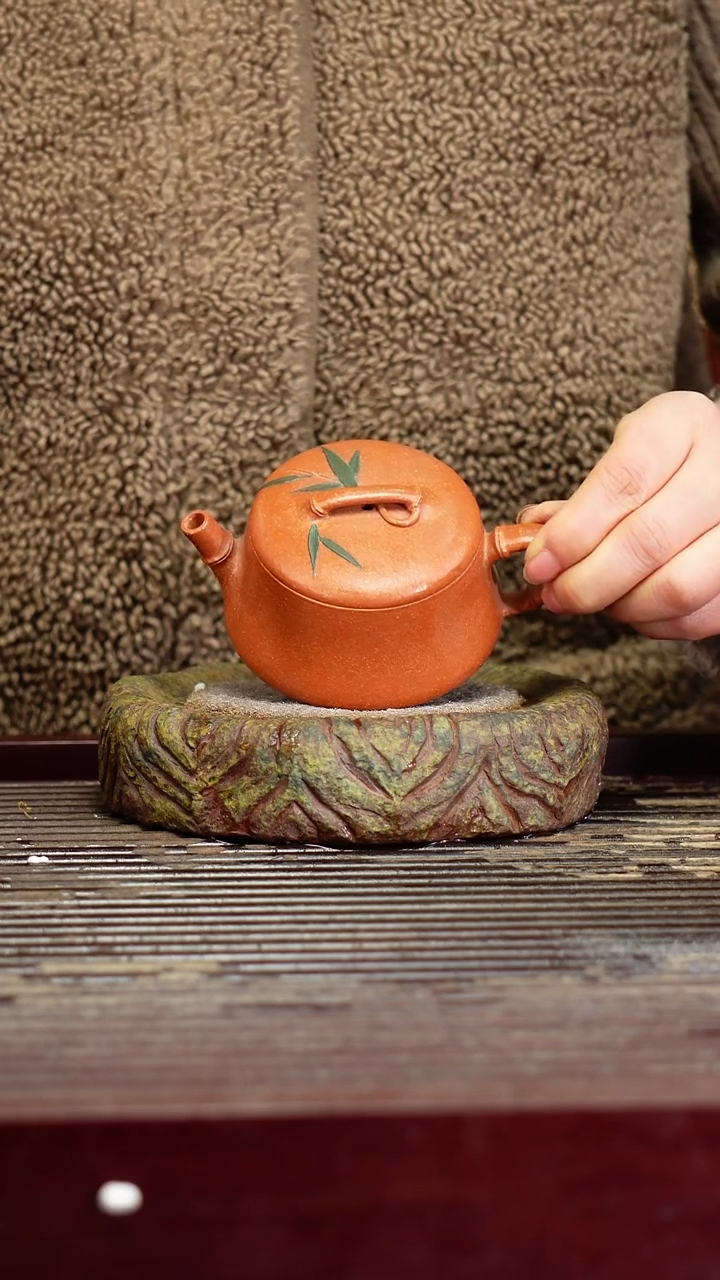 宜兴原矿紫砂壶茶壶宜兴原矿紫砂壶茶壶90C