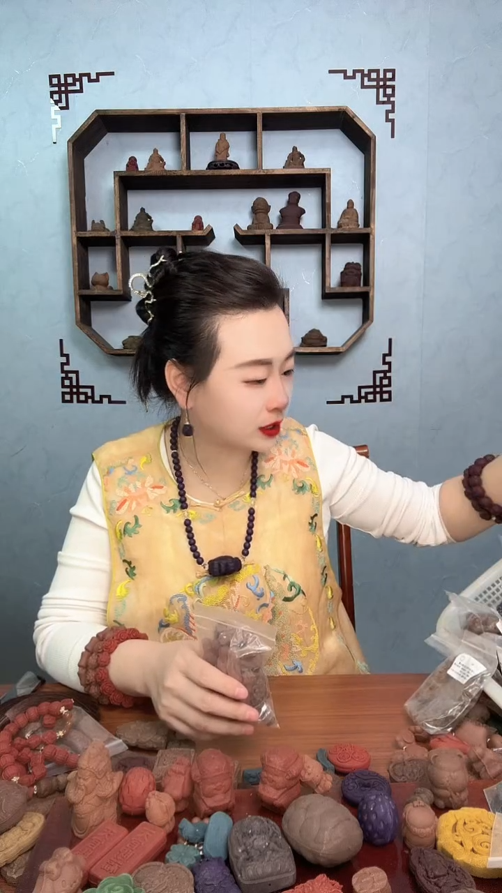 泥塑四季预感扎基球（散包）66