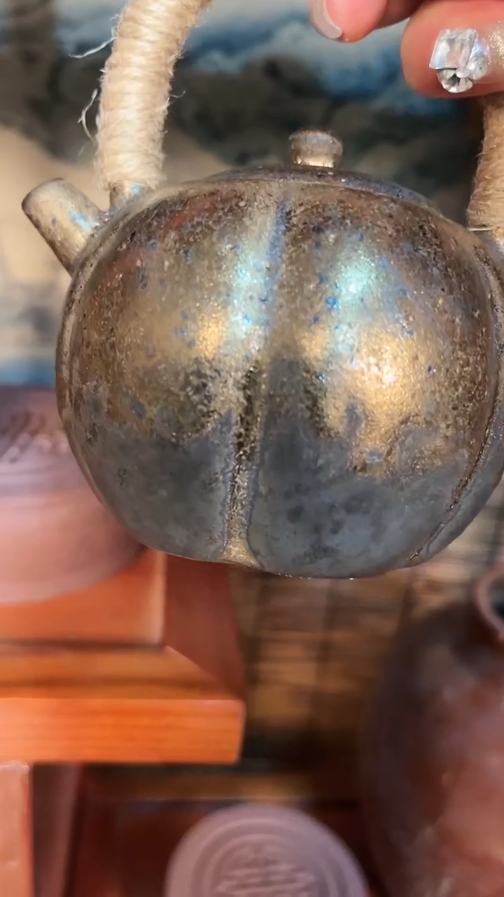 【闪购商品】H02原矿鎏金南瓜提梁壶