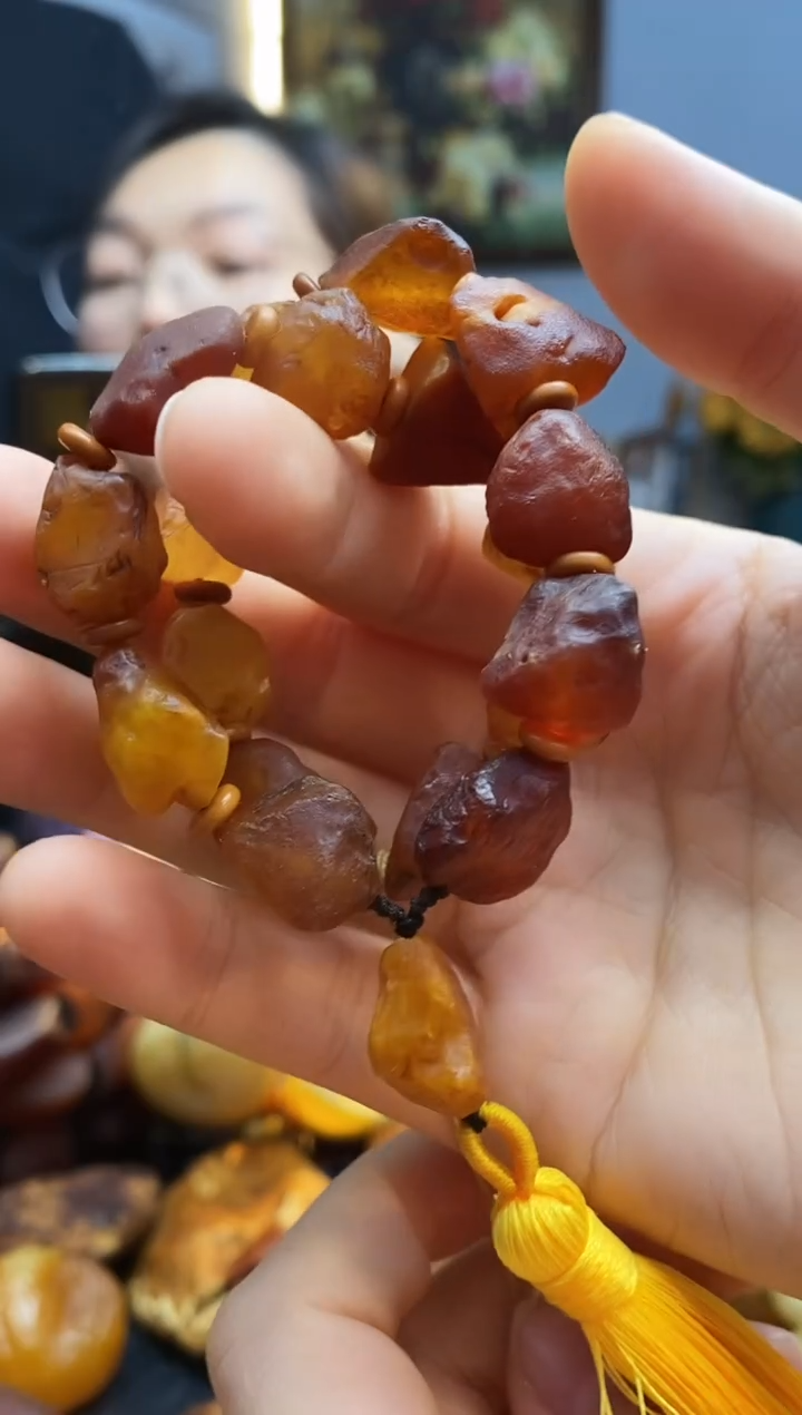 手链琥珀未镶嵌手持