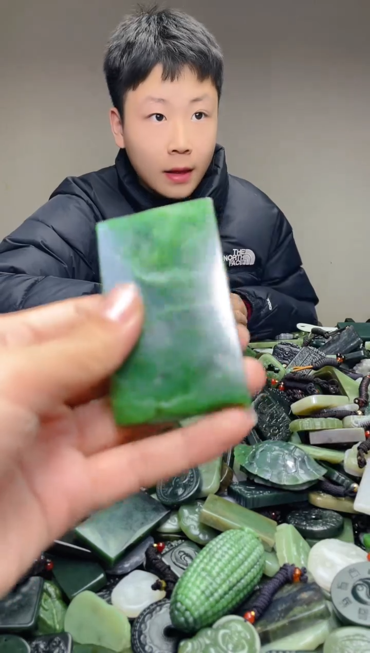 颈饰未镶嵌和田玉1225