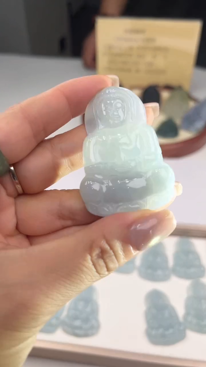 翡翠未镶嵌吊坠(不含链)35197    静静聊翠