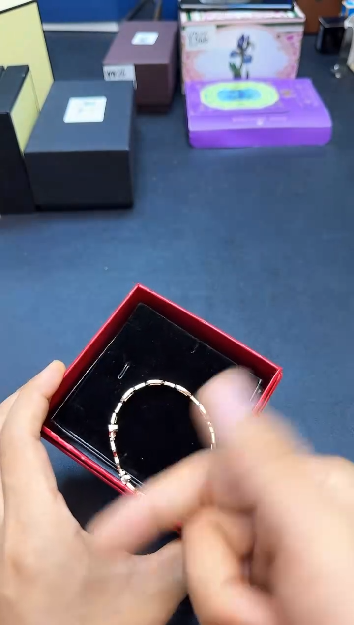 瓷片全新正品一件不留@@WE1255