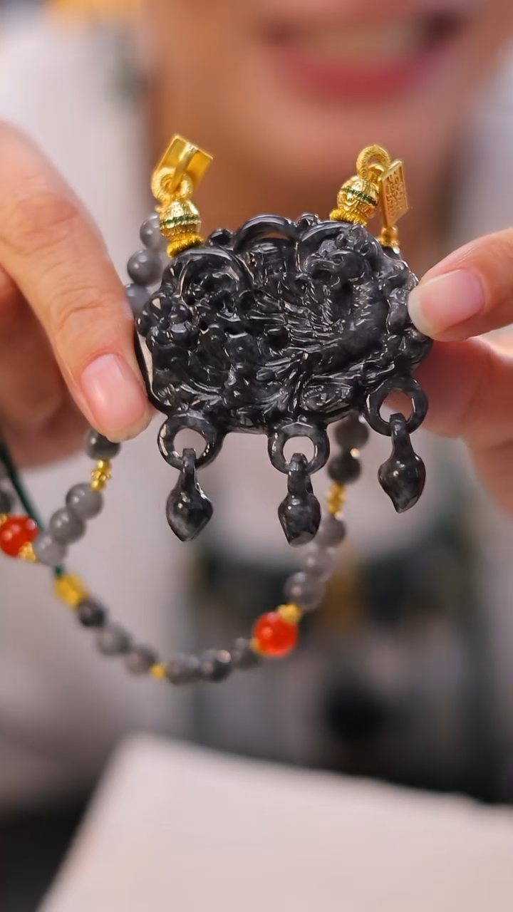 【闪购商品】翡翠颈饰未镶嵌基地发货，一物一拍。