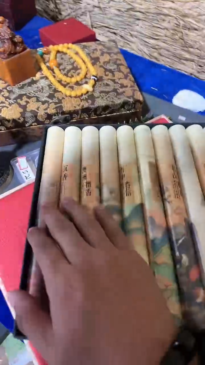 【闪购商品】香榧木木雕--------十个香