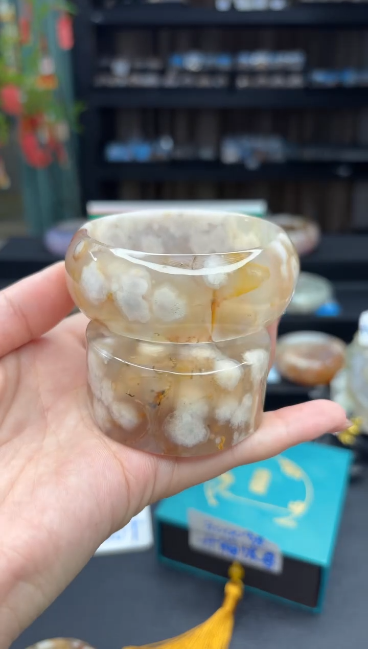 【闪购商品】石英质玉手镯未镶嵌67（59圈赠送镯心）