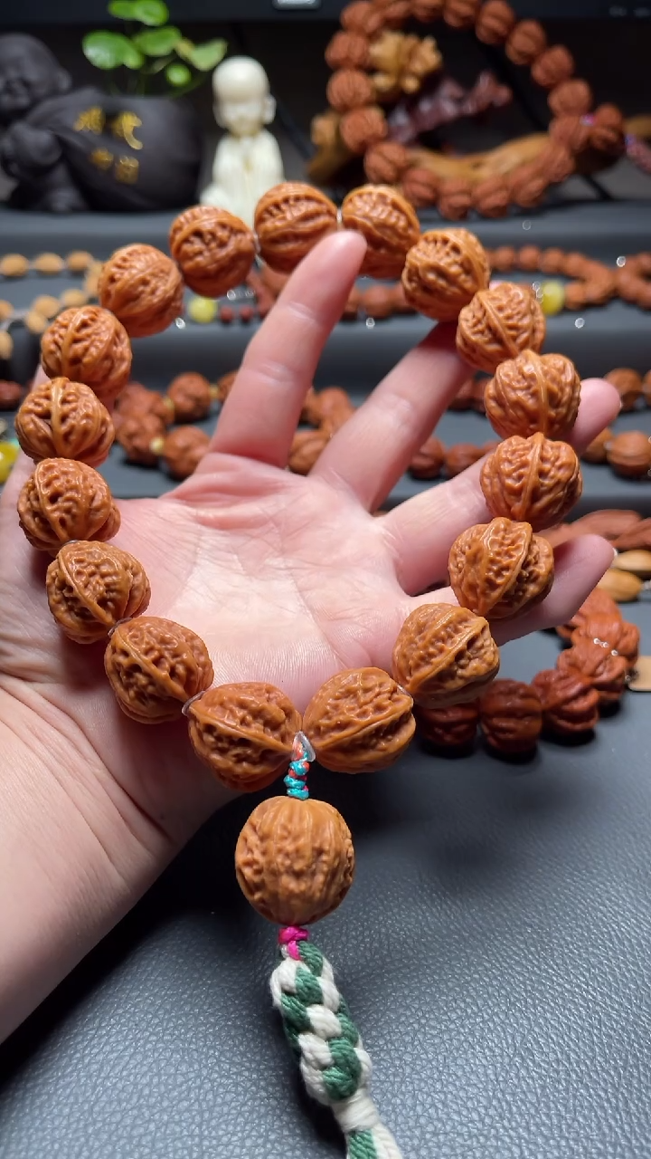 【闪购商品】文玩核桃吊坠核桃手串