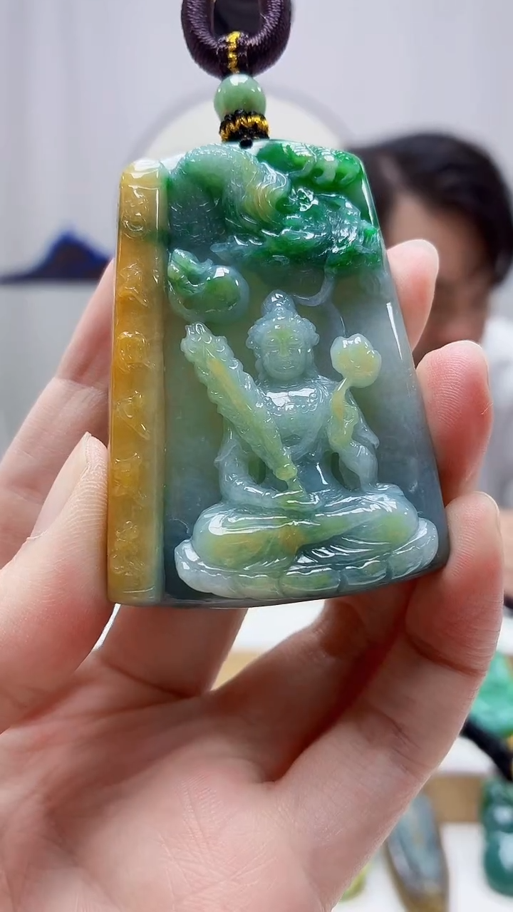 未镶嵌定制翡翠5060zm-毛货挂件102虚空